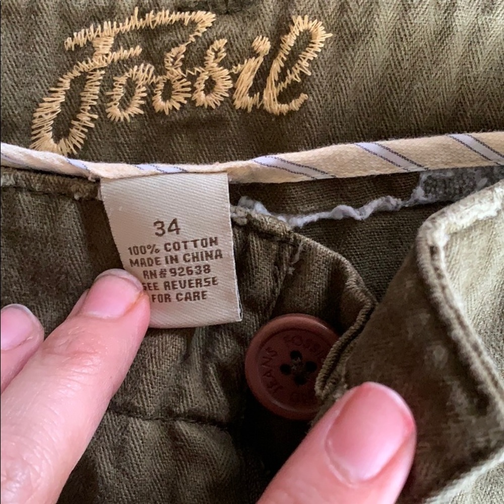 Fossil| Olive Green Shorts - Picture 2 of 7